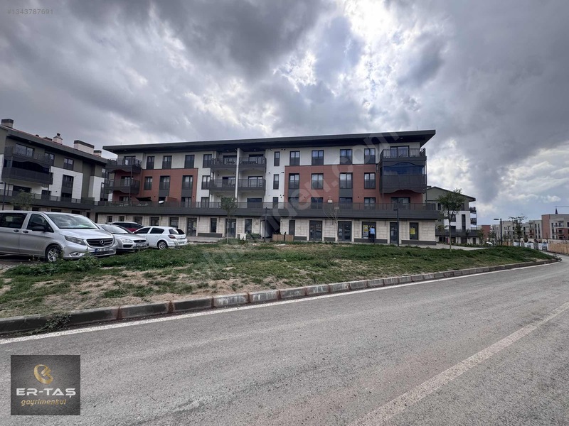 Er-taş'dan Eski Dere Pazarı Civarı Kiralık İş Yeri