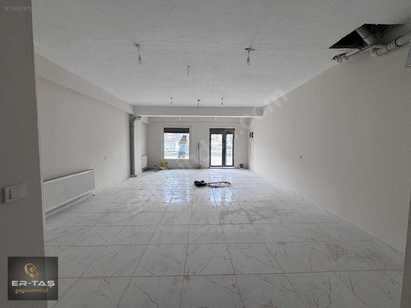 Er-taş'dan Eski Dere Pazarı Civarı Kiralık İş Yeri — fotoğraf 6