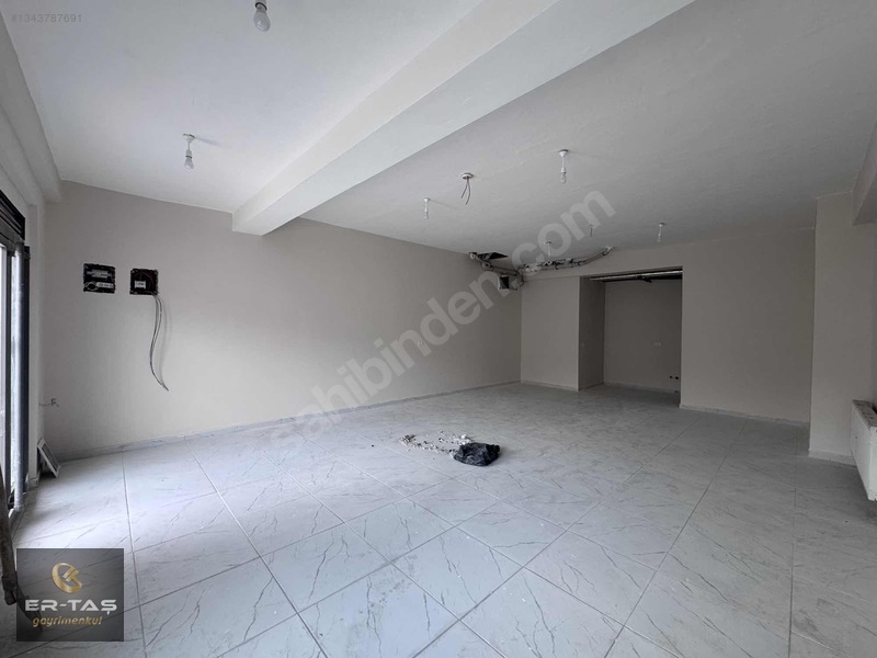 Er-taş'dan Eski Dere Pazarı Civarı Kiralık İş Yeri — fotoğraf 9