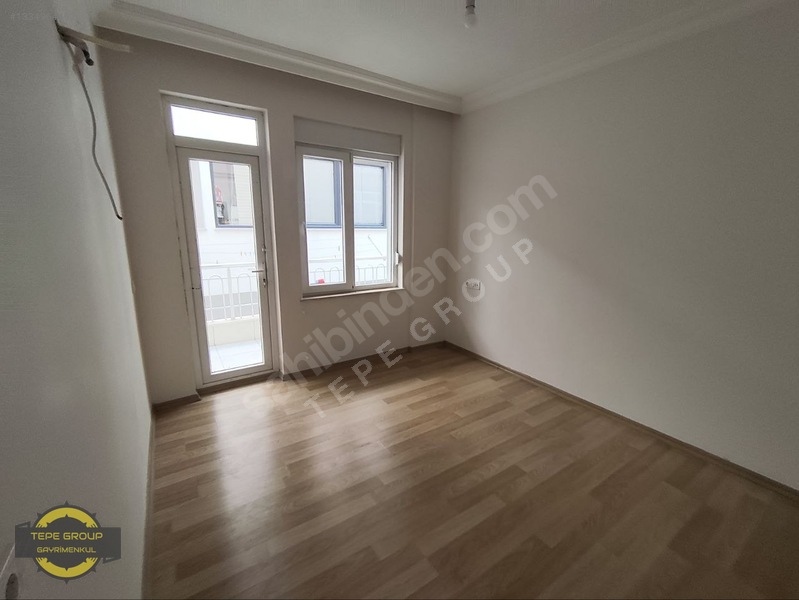 Merkez Cumhuriyette Kombili Kapalı Otoparklı 3+1 Kiralık Daire — fotoğraf 15