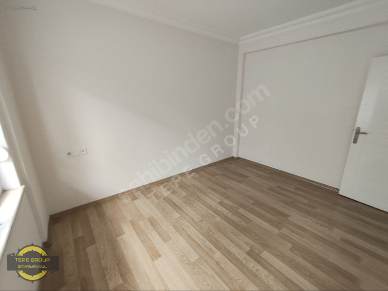Merkez Cumhuriyette Kombili Kapalı Otoparklı 3+1 Kiralık Daire — fotoğraf 18