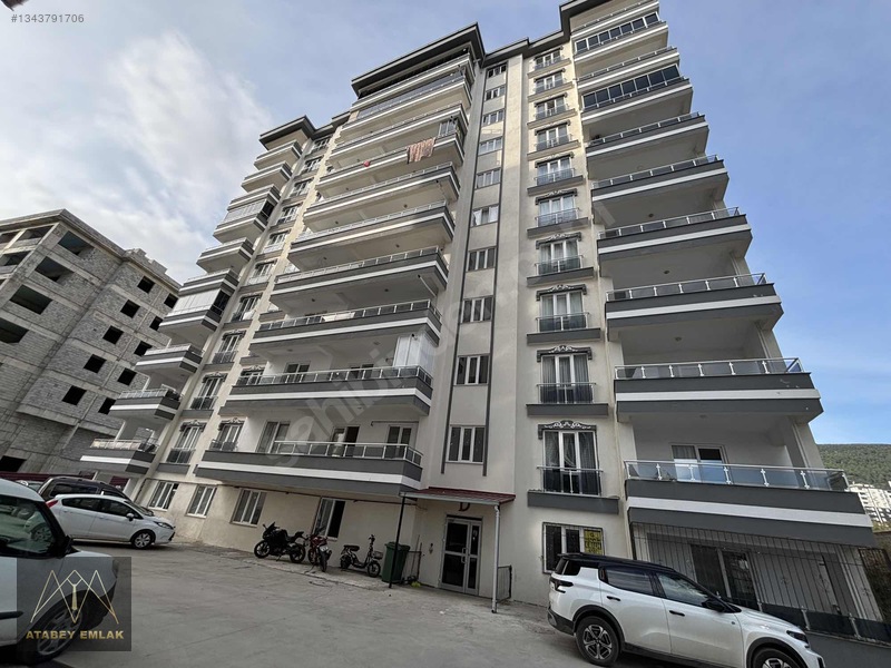 Üngüt Üniversite Bölgesi | Site İçerisinde Kiralık 3+1 Daire — fotoğraf 2