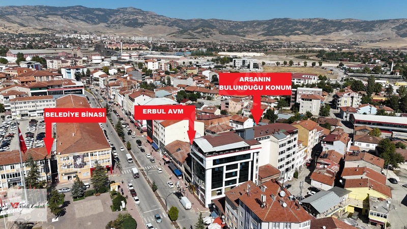 Vadi Emlak'tan Şehrin Merkezinde Ticari İmarlı Satılık Arsa