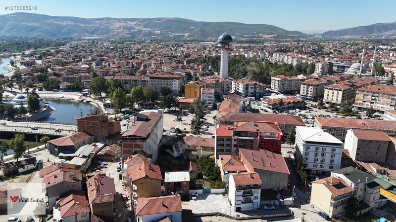 Vadi Emlak'tan Şehrin Merkezinde Ticari İmarlı Satılık Arsa — fotoğraf 14