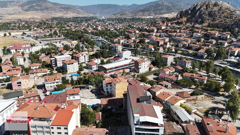 Vadi Emlak'tan Şehrin Merkezinde Ticari İmarlı Satılık Arsa — fotoğraf 16