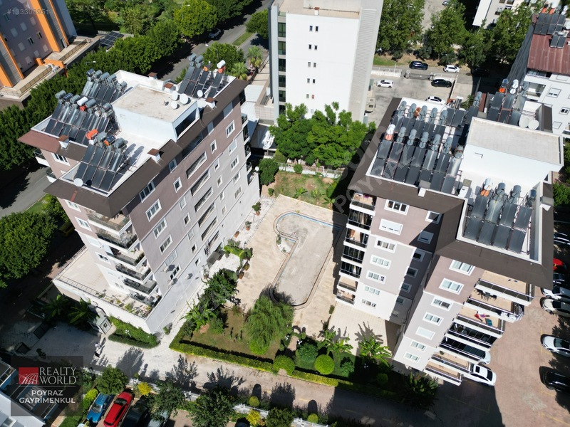 Poyraz'dan Kızıltoprak Mh'de Site İçi 1+1 65m² Satılık Daire