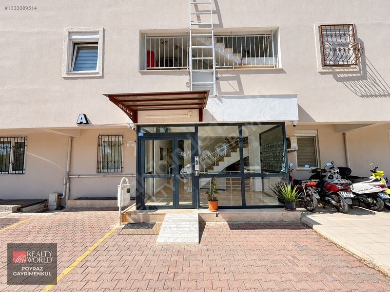 Poyraz'dan Kızıltoprak Mh'de Site İçi 1+1 65m² Satılık Daire — fotoğraf 3