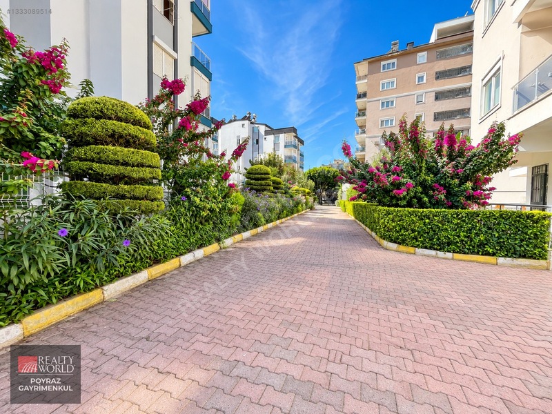 Poyraz'dan Kızıltoprak Mh'de Site İçi 1+1 65m² Satılık Daire — fotoğraf 17