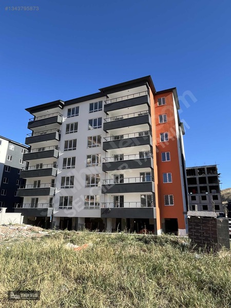 Selciler Yatırım'Dan Xl Yanında Sıfır Uygun Fiyatlı 3+1 Daire