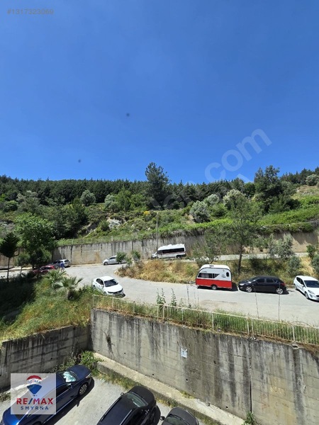 Gaziemir Zafer Mh'de Doğa Manzaralı 2+1 Asansörlü Daire — fotoğraf 6