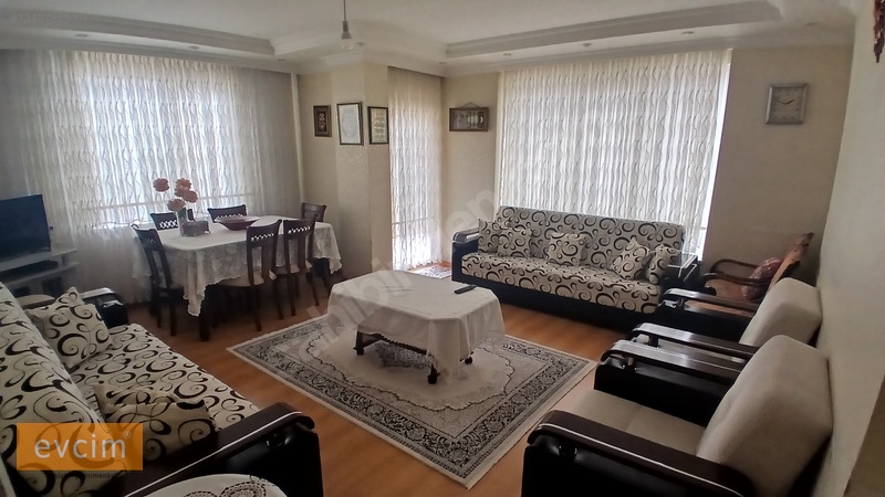 Çakmak'ta Kiralık 3+1 Eşyalı Daire, Otoparklı Ve Asansörlü