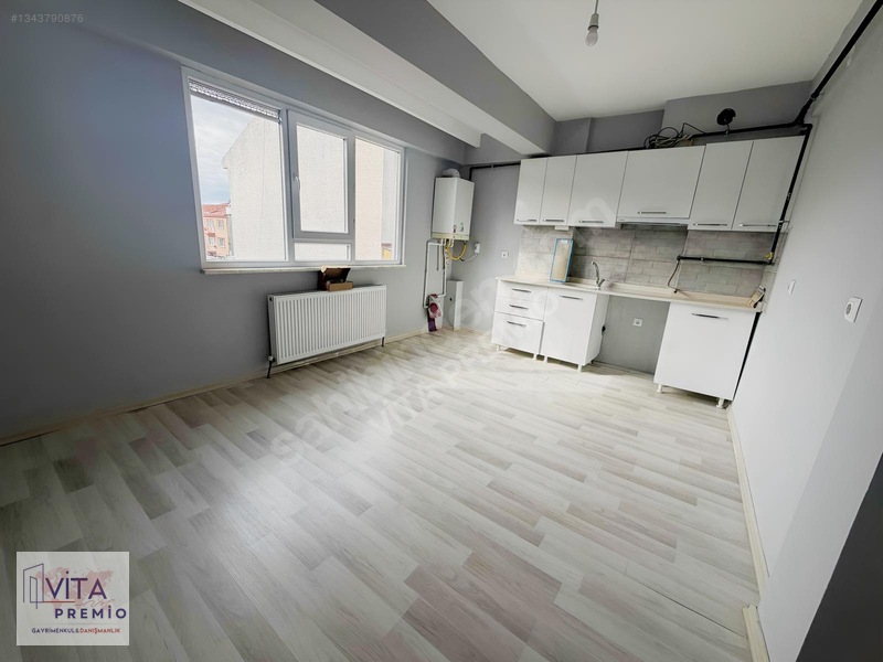 Büyükdere Ogü Yakını Eşyasız Kiralık 1+1 Daire — fotoğraf 7
