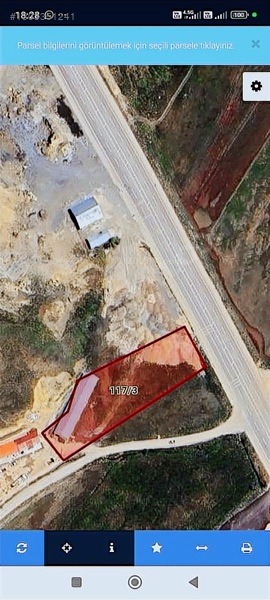 Yüksekova Nehil Emlaktan Van Yolunda Satılık 3700m2 Arsa — fotoğraf 3
