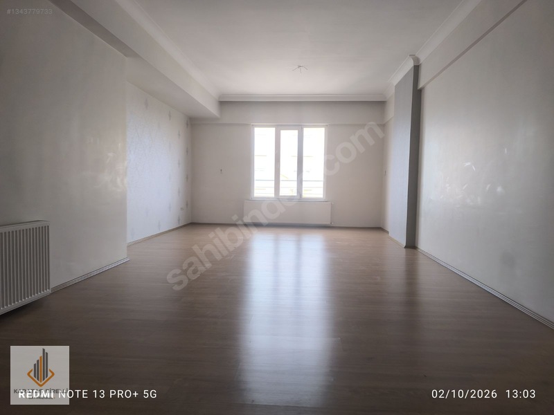Şahintepe'de Kiralık 3+1 Geniş Bakımlı Kapalı Garajlı Daire — fotoğraf 3