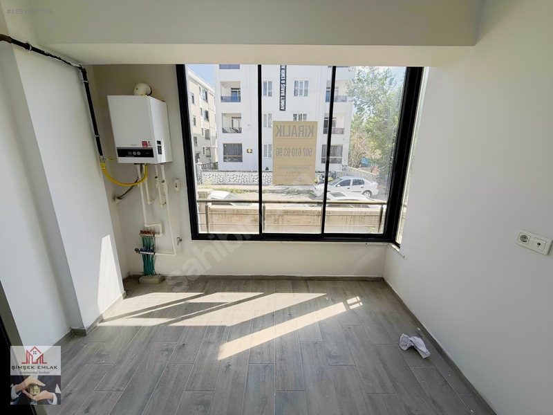 Şimşek Emlak,tan Kiralık 2+0 Daire — fotoğraf 5