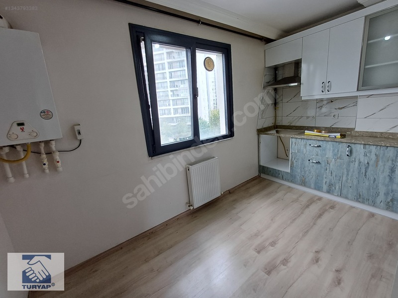 Turyap Aydos'tan Akpınar Kanuni Caddesinde Kiralık 2+1 Arakat — fotoğraf 4
