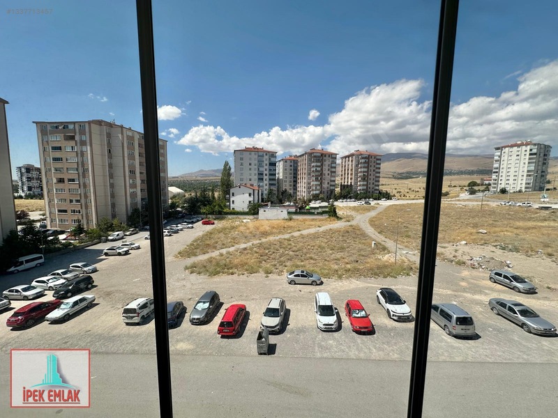 Niğde Hastane Yürüme Mesafesinde 3+1 Kiralık Daire !!! — fotoğraf 6