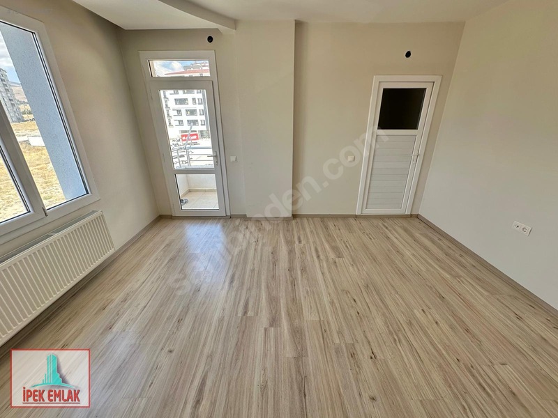 Niğde Hastane Yürüme Mesafesinde 3+1 Kiralık Daire !!! — fotoğraf 14