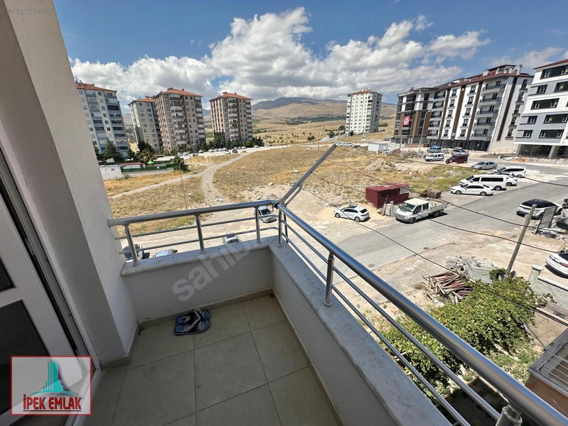 Niğde Hastane Yürüme Mesafesinde 3+1 Kiralık Daire !!! — fotoğraf 15