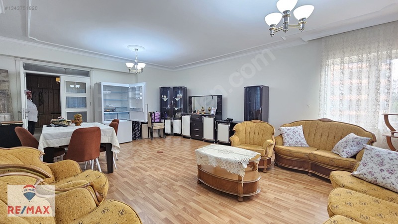 Eta 21 Sitesinde 4+1 Ama Bir Odası Kapalı 3+1 Kiralık Daire — fotoğraf 13