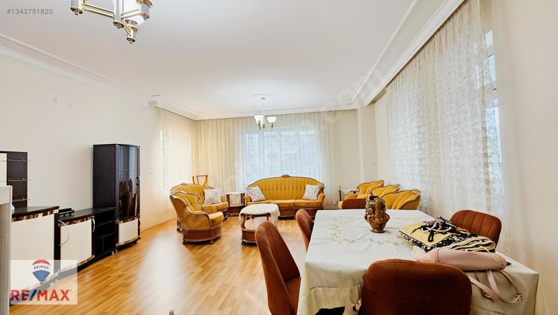 Eta 21 Sitesinde 4+1 Ama Bir Odası Kapalı 3+1 Kiralık Daire — fotoğraf 21
