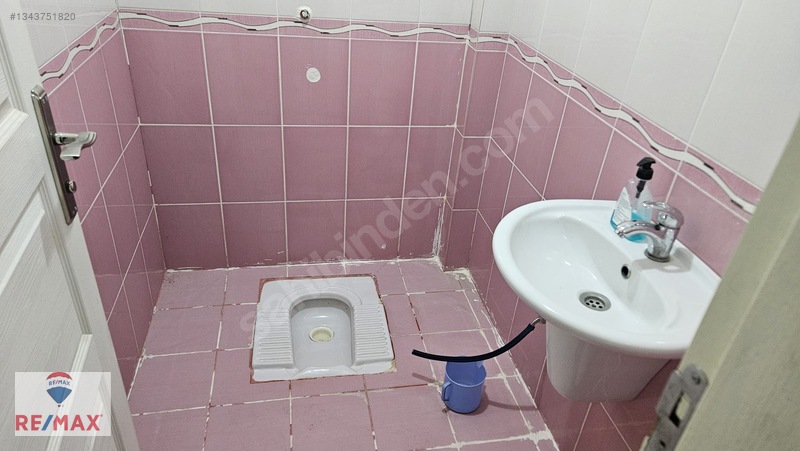 Eta 21 Sitesinde 4+1 Ama Bir Odası Kapalı 3+1 Kiralık Daire — fotoğraf 29