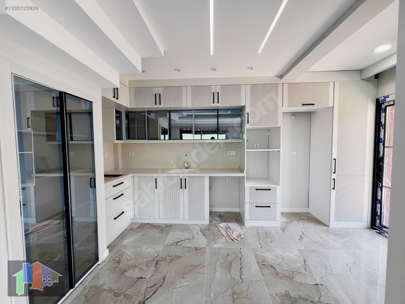 Tek Gayrimenkul Den Lux Villa Teraslı Bahçeli Kapalı Otoparklı