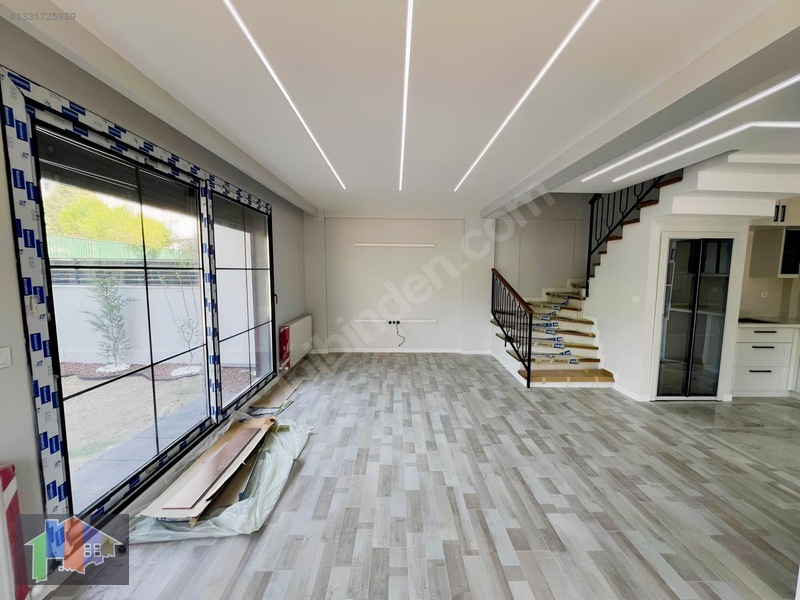 Tek Gayrimenkul Den Lux Villa Teraslı Bahçeli Kapalı Otoparklı — fotoğraf 3