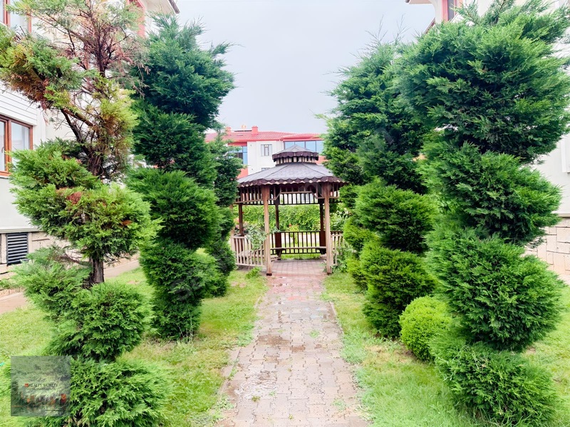 Rw-gnb'de Demirkent Sitende 3+1 Kiralık Daire — fotoğraf 4