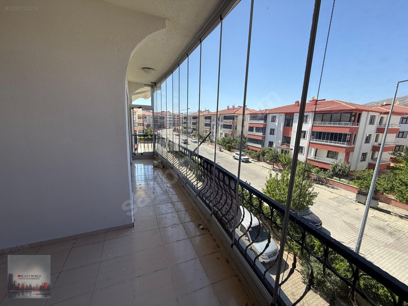 Rw-gnb'de Demirkent Sitende 3+1 Kiralık Daire — fotoğraf 10