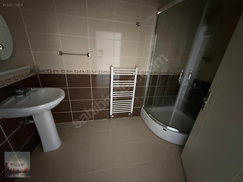 Rw-gnb'de Demirkent Sitende 3+1 Kiralık Daire — fotoğraf 13