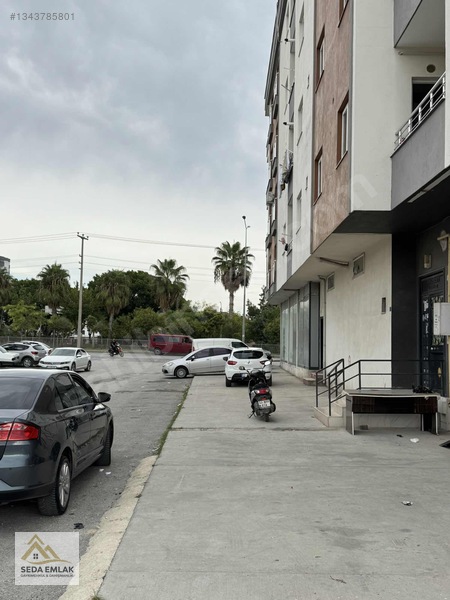 Kiralık İş Yeri Hal Yolu Üzerinde — fotoğraf 2