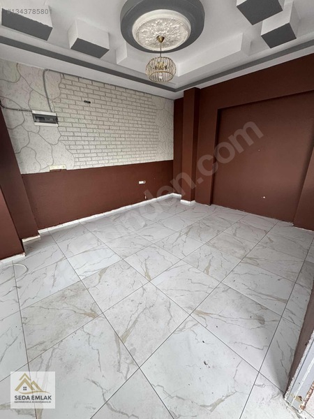 Kiralık İş Yeri Hal Yolu Üzerinde — fotoğraf 3