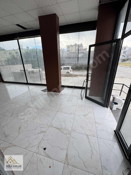 Kiralık İş Yeri Hal Yolu Üzerinde — fotoğraf 5