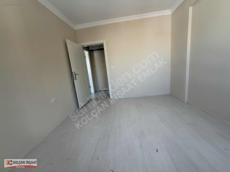 Kolçan Emlak'tan Yunusemrede Kiralık 2+1 Daire — fotoğraf 6