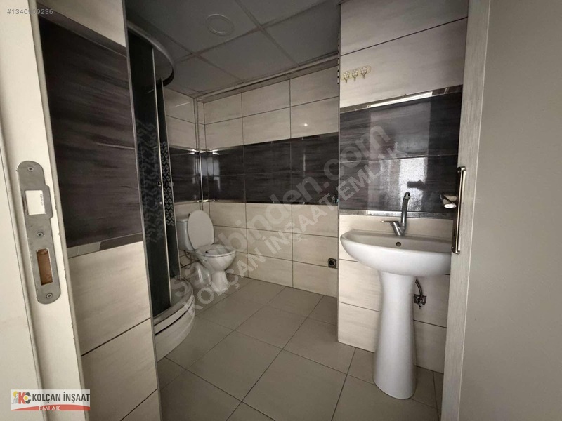 Kolçan Emlak'tan Yunusemrede Kiralık 2+1 Daire — fotoğraf 13