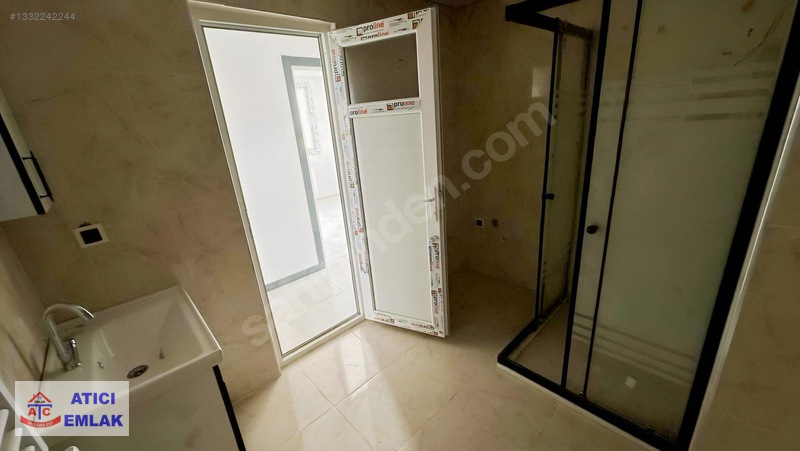 Atc'dan Cadde Üzeri Geniş Oturumlu Kombili Kiralık Daire — fotoğraf 8