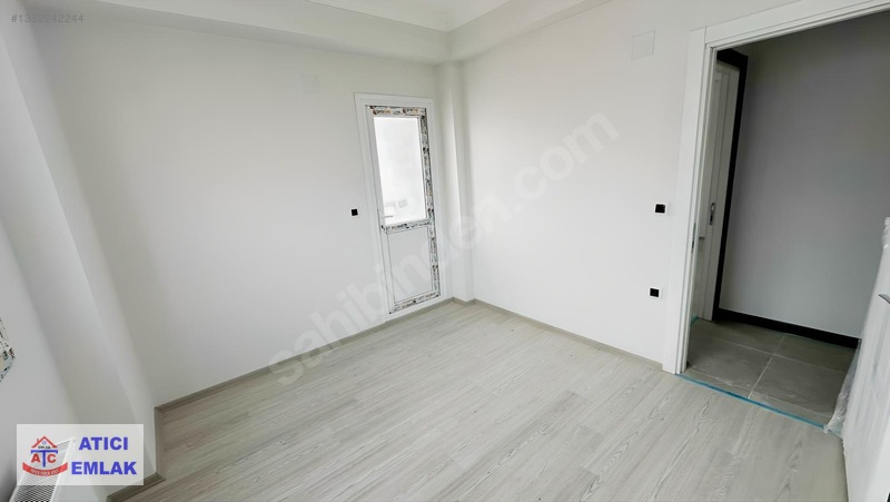 Atc'dan Cadde Üzeri Geniş Oturumlu Kombili Kiralık Daire — fotoğraf 10