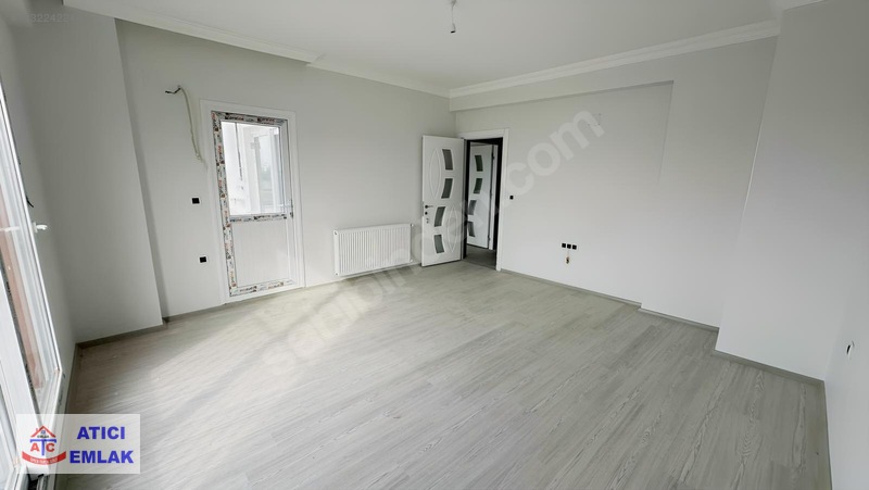 Atc'dan Cadde Üzeri Geniş Oturumlu Kombili Kiralık Daire — fotoğraf 20