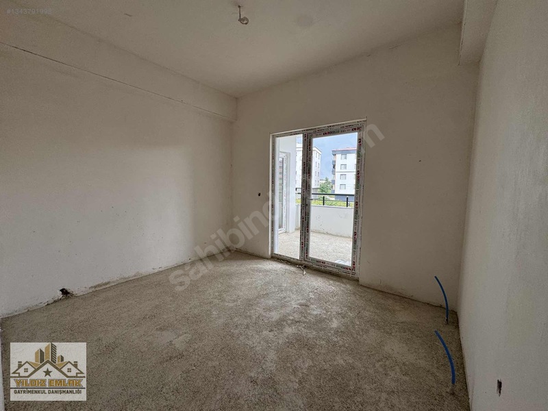 Yıldız Emlak'tan Satılık Ara Kat Sıfır 2+0 80 M2 Net Lüx Daire. — fotoğraf 6