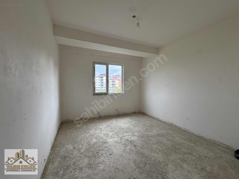 Yıldız Emlak'tan Satılık Ara Kat Sıfır 2+0 80 M2 Net Lüx Daire. — fotoğraf 8