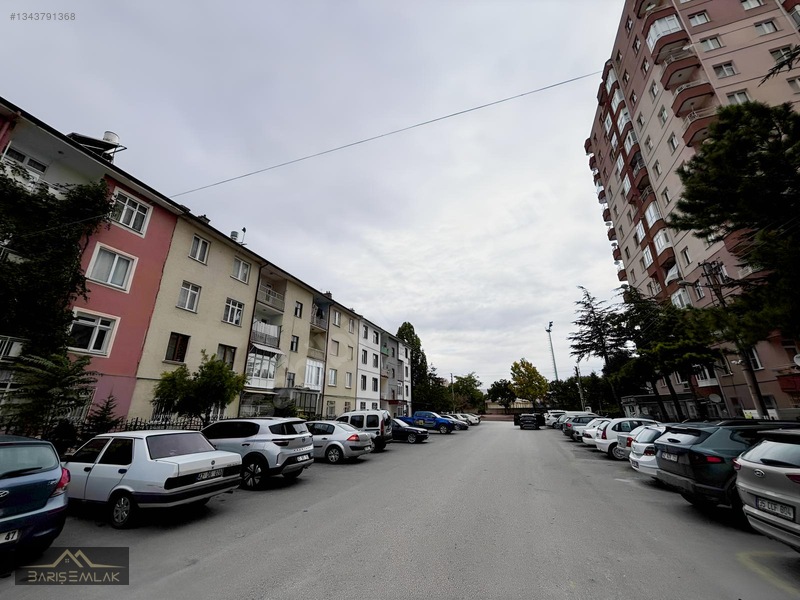 Barış,tan Malazgirt Mh,de Arakat Kiralık 3+1 Daire — fotoğraf 3
