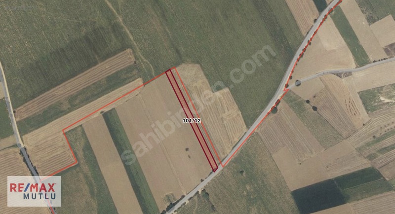İnegöl Kozluca, Asfalta Sıfır 3.100 M² Yatırımlık Tarla