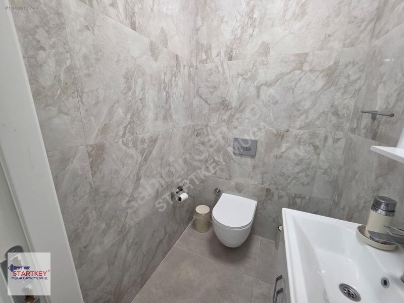 Muga'dan Girne Mado Sokağında İşlek Konumda 39 M2 Devren Kiralık — fotoğraf 17