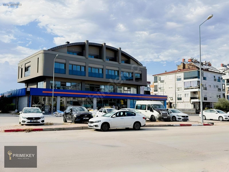 Teomanpaşa Mah Bankaların Arasında Satılık Dükkan — fotoğraf 5