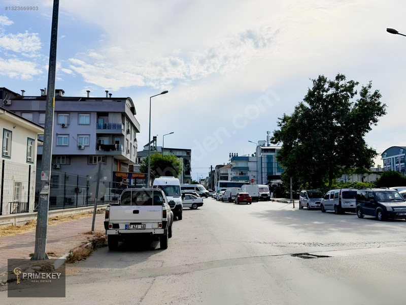 Teomanpaşa Mah Bankaların Arasında Satılık Dükkan — fotoğraf 7