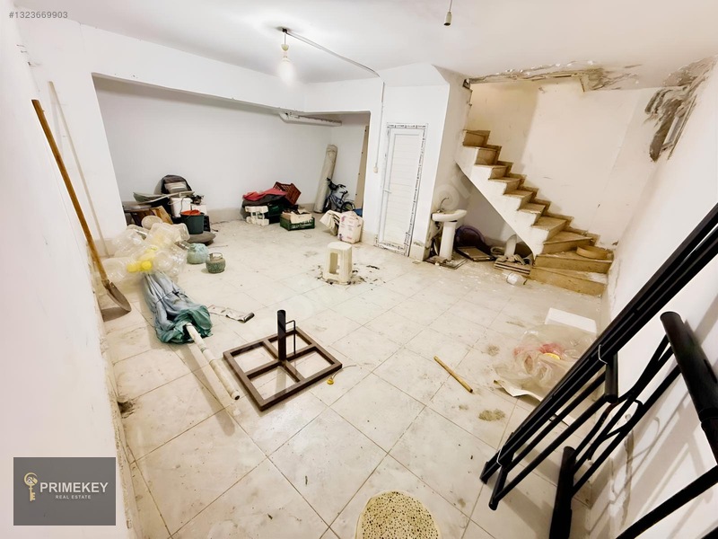 Teomanpaşa Mah Bankaların Arasında Satılık Dükkan — fotoğraf 19