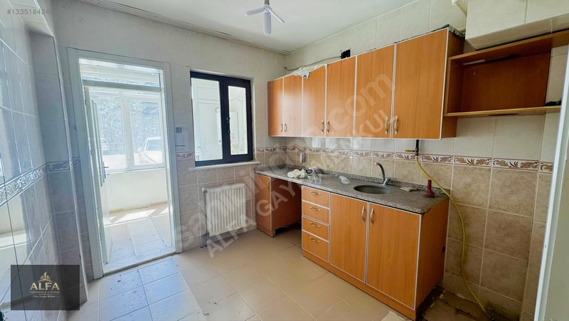 Alfa'dan Palmiye Sitelerinde Giriş Kat Kiralık 2+1 — fotoğraf 4