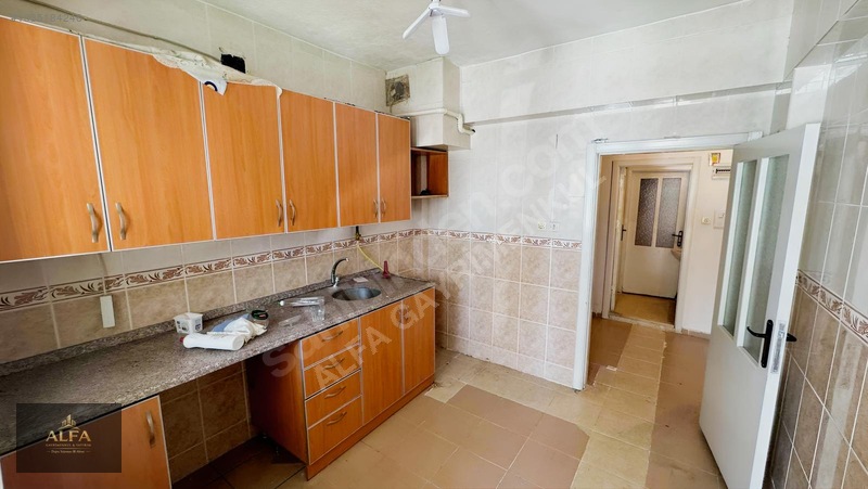 Alfa'dan Palmiye Sitelerinde Giriş Kat Kiralık 2+1 — fotoğraf 5