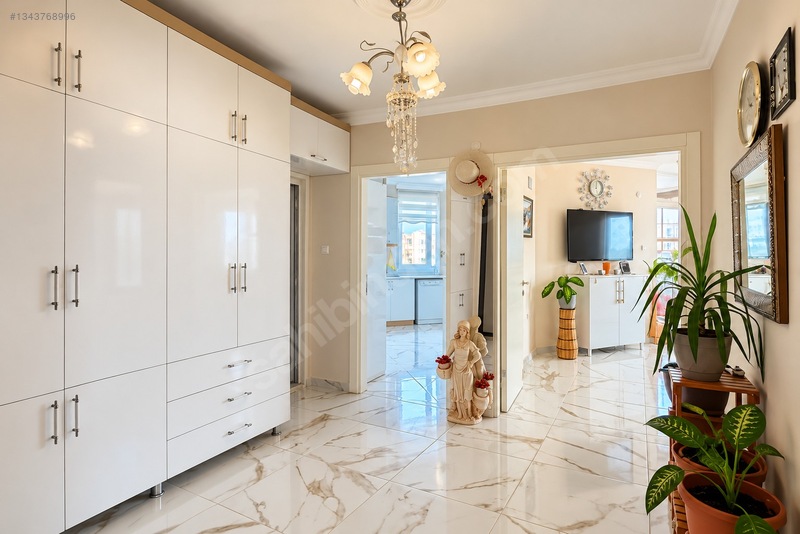 Mezitli Öngel Sitesi'nde Deniz Manzaralı 3+1 Satılık Daire — fotoğraf 5